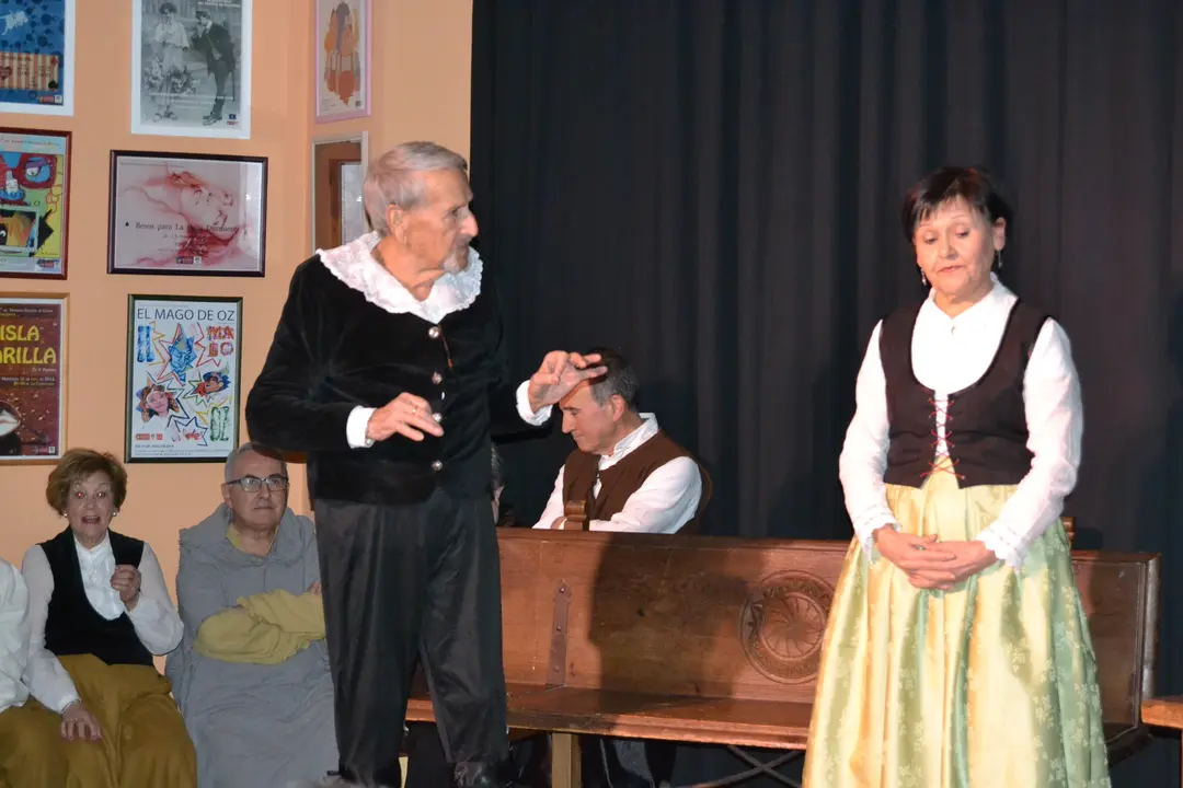 Grupo de Teatro La Quinter&iacute;a del Centro de Mayores de Alc&aacute;zar de San Juan (14)