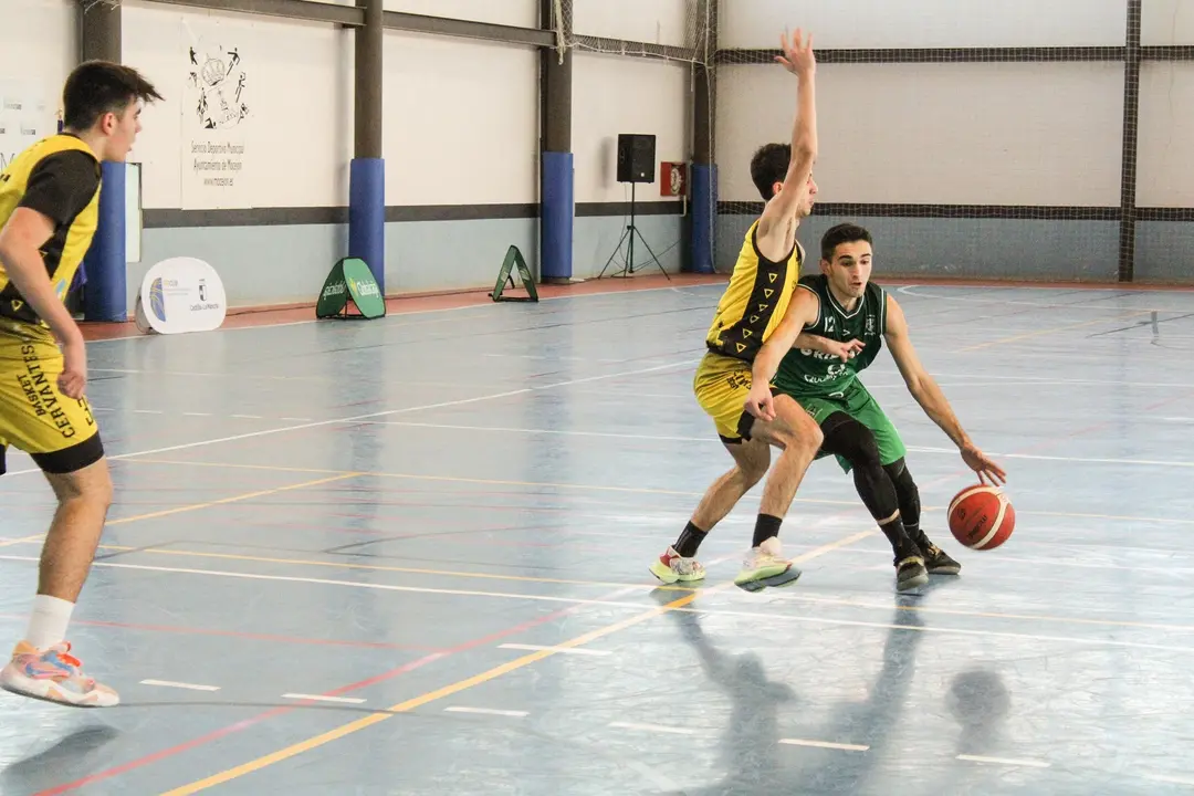 jugada3semifinalbaloncestocriptanavsbasketcervantes