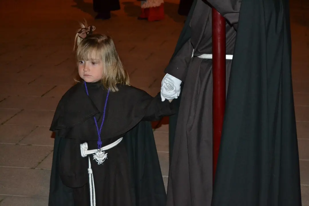 martes santo 2023 procesi&oacute;n de los estudiantes (25)