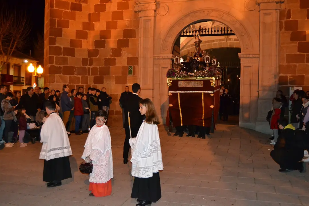 martes santo 2023 procesi&oacute;n de los estudiantes (26)