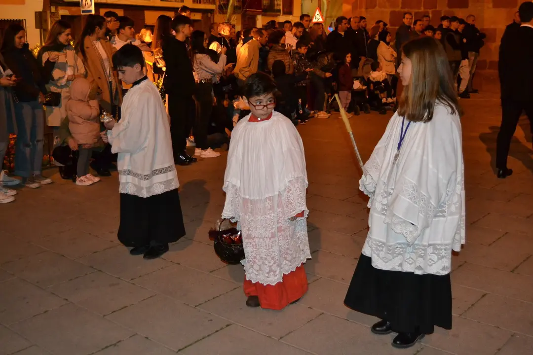 martes santo 2023 procesi&oacute;n de los estudiantes (29)