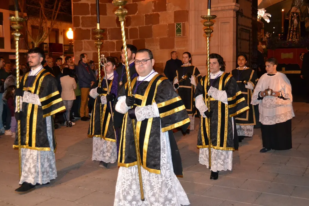 martes santo 2023 procesi&oacute;n de los estudiantes (6)
