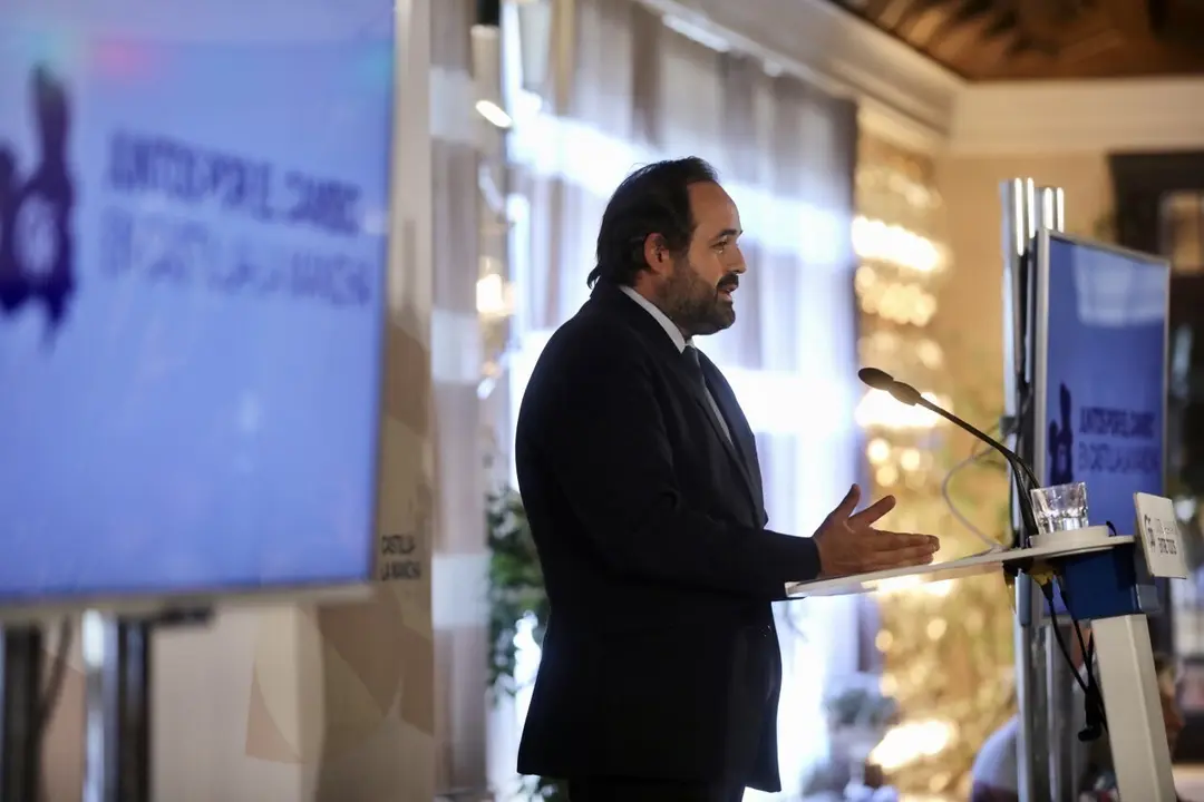 N&uacute;&ntilde;ez encuentro con medios comunicaci&oacute;n  (2)