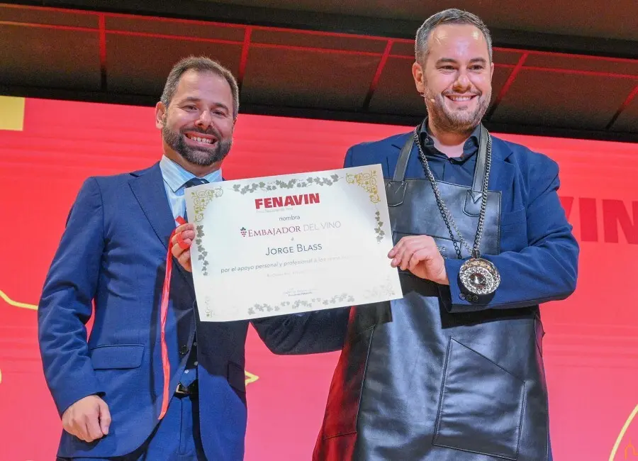 65b84e66df29f1c375d94f81b963889d_10_XL