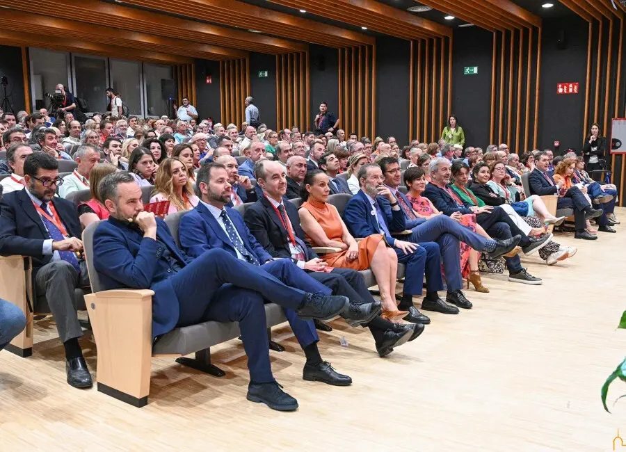 65b84e66df29f1c375d94f81b963889d_13_XL