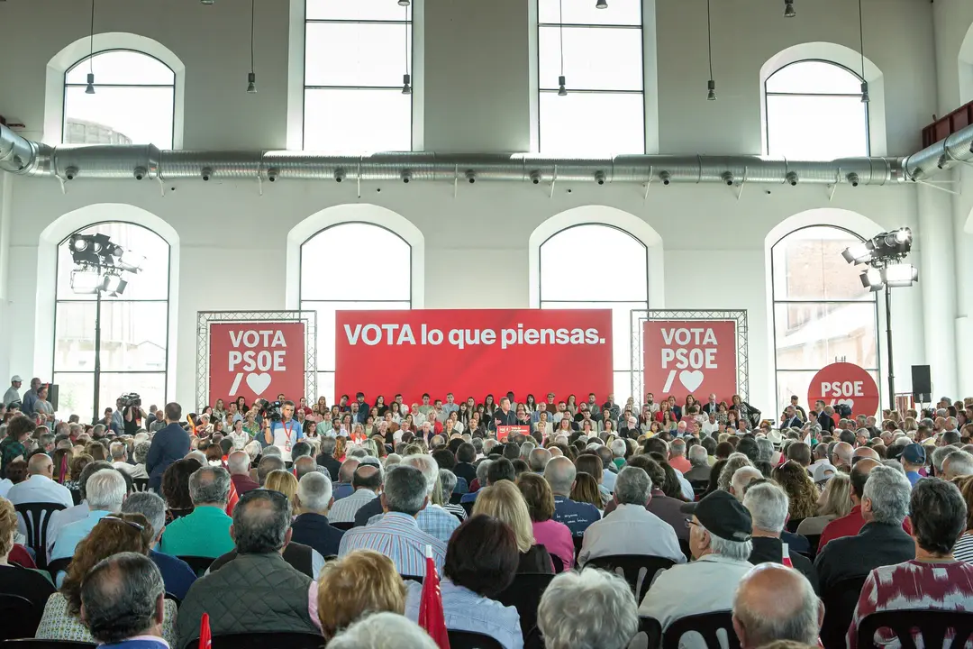 52896486572_4649b3ad05_k