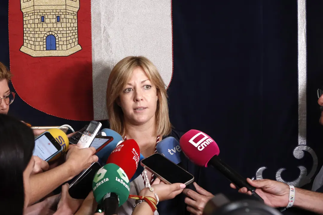 Ana Isabel Abeng&oacute;zar, portavoz del grupo socialista en las Cortes regionales