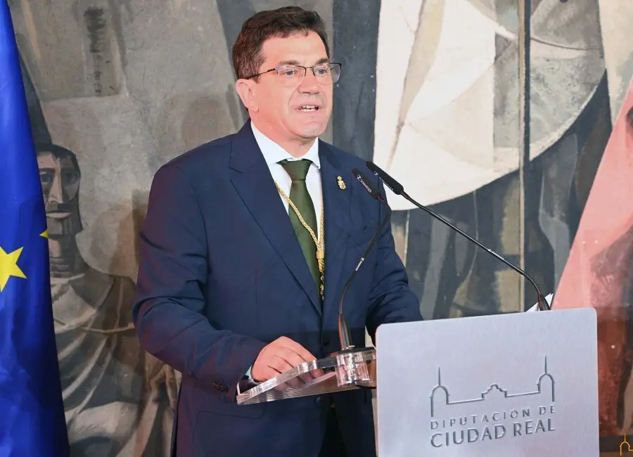 ec8e748f0688ea03b676f28b588d56dc_4_XL