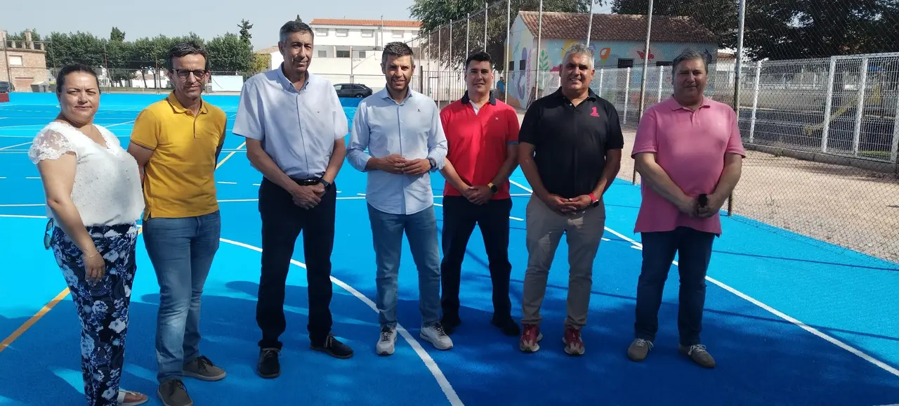 Renovaci&oacute;n de pistas IES Isabel Perill&aacute;n y Quir&oacute;s