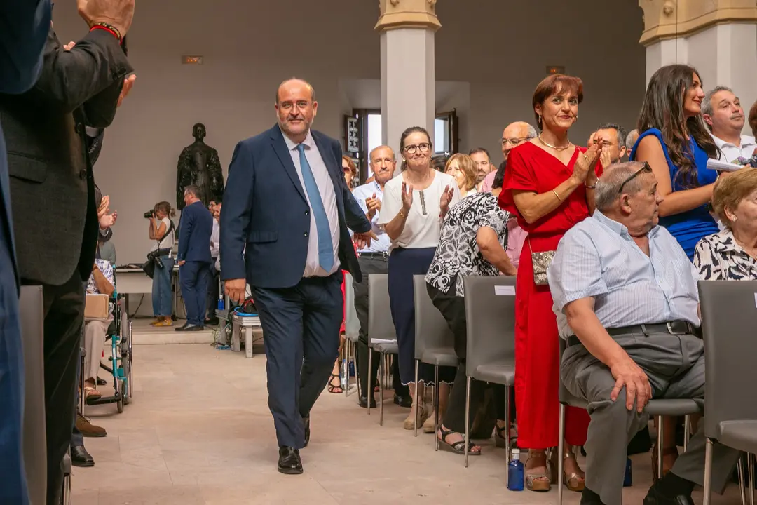 Toledo, 11 de julio de 2023.- El presidente de Castilla-La Mancha, Emiliano Garc&iacute;a-Page, preside acto de toma de posesi&oacute;n de los consejeros del nuevo ejecutivo auton&oacute;mico. (Fotos: A. P&eacute;rez Herrera // JCCM)