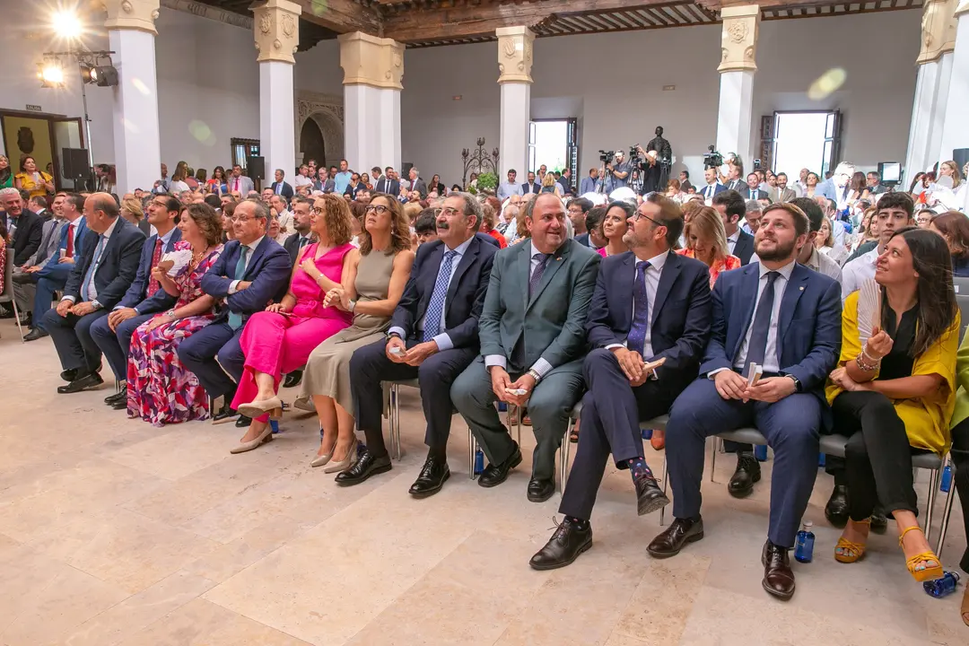 Toledo, 11 de julio de 2023.- El presidente de Castilla-La Mancha, Emiliano Garc&iacute;a-Page, preside acto de toma de posesi&oacute;n de los consejeros del nuevo ejecutivo auton&oacute;mico. (Fotos: A. P&eacute;rez Herrera // JCCM)