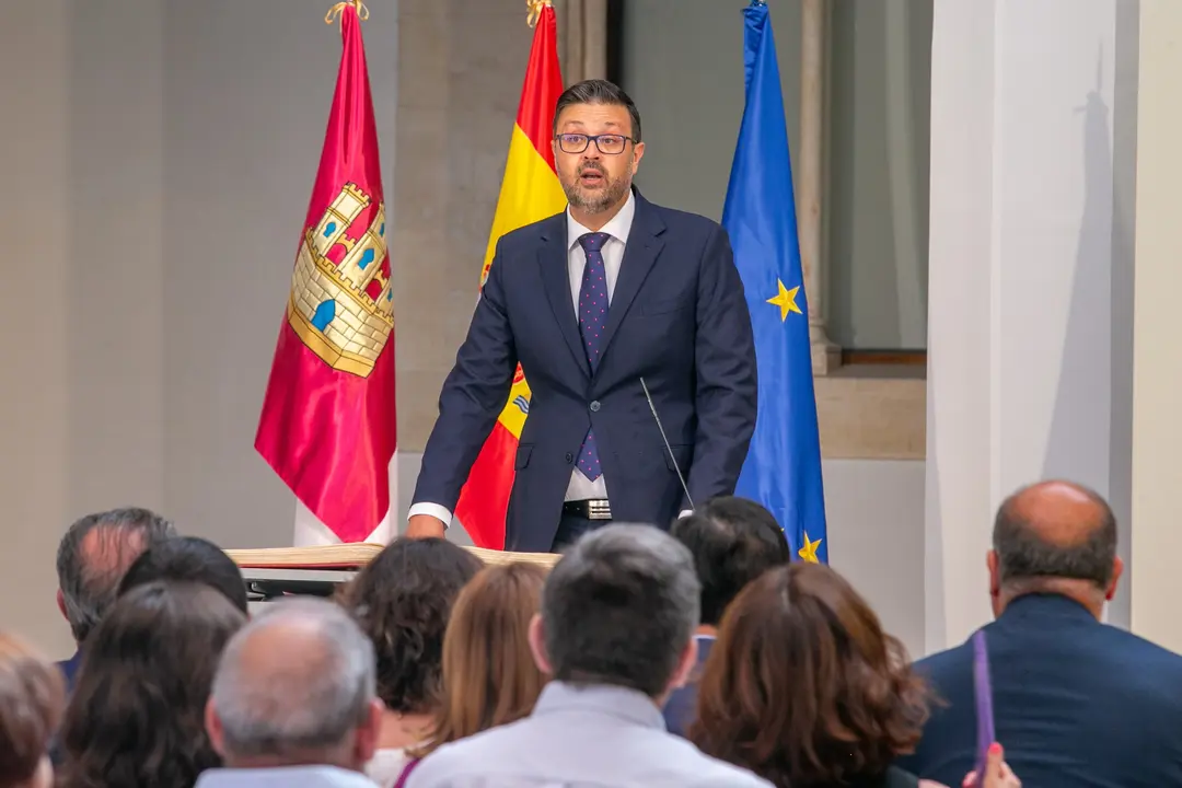 Toledo, 11 de julio de 2023.- El presidente de Castilla-La Mancha, Emiliano Garc&iacute;a-Page, preside acto de toma de posesi&oacute;n de los consejeros del nuevo ejecutivo auton&oacute;mico. (Fotos: A. P&eacute;rez Herrera // JCCM)