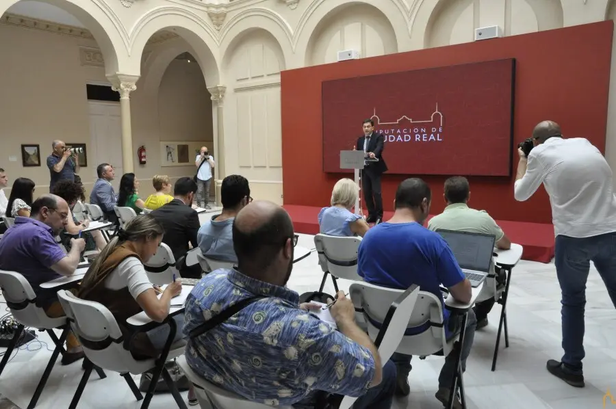 d3023eee2fa640c312cca897bac7e402_2_XL