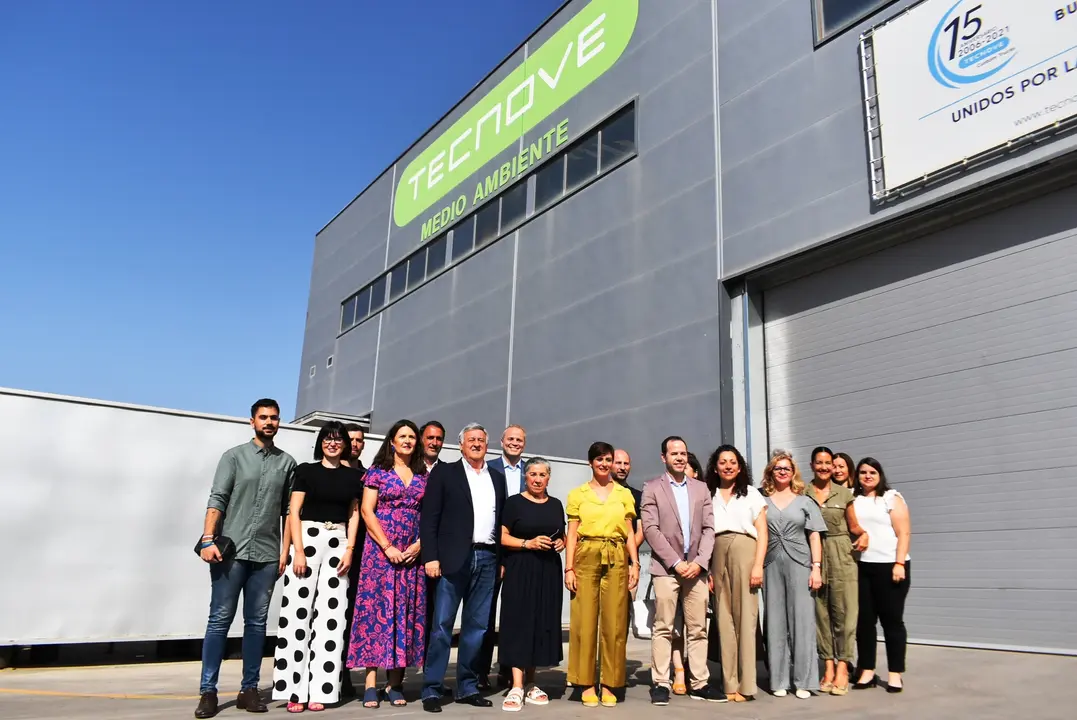 Imagenes de la visita a Tecnove (3)