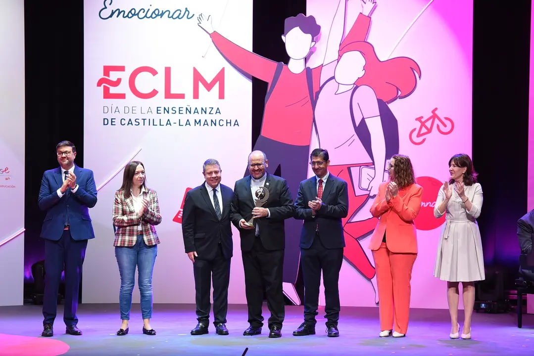 acto-institucional-del-da-de-la-enseanza_53336526607_o