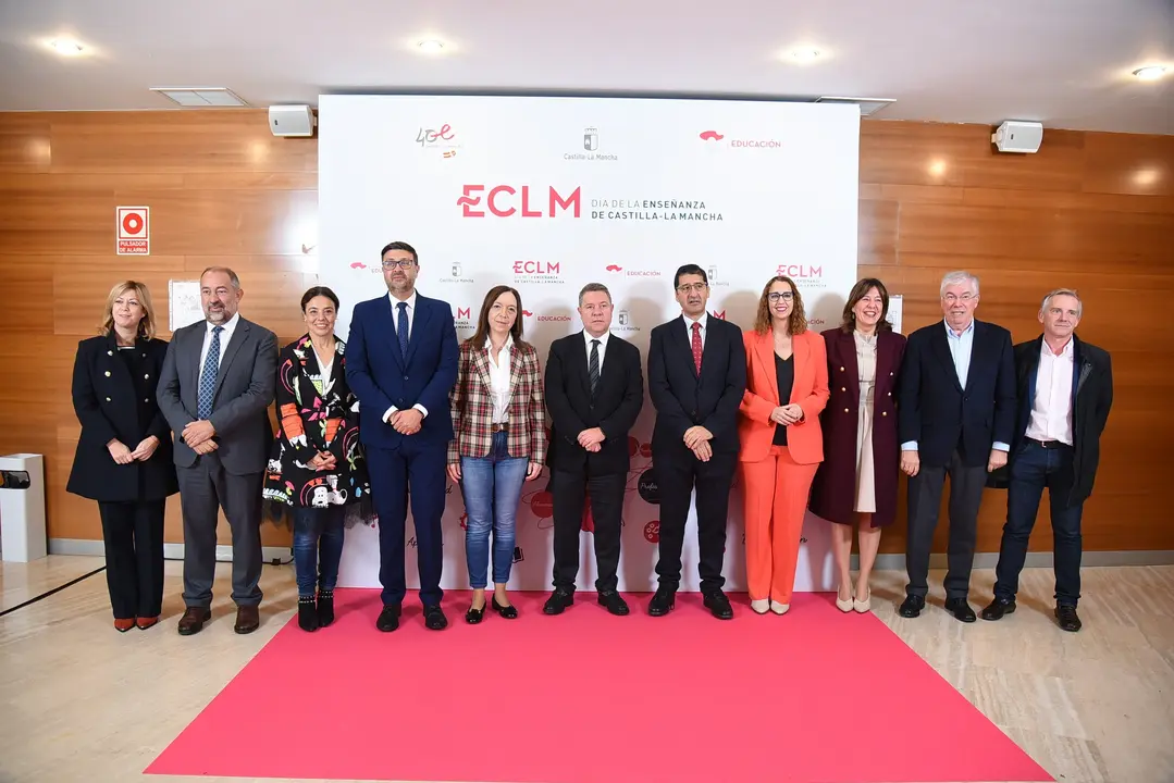 acto-institucional-del-da-de-la-enseanza_53337369861_o