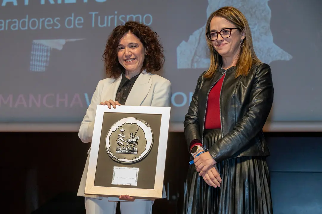 Olivia Reina, Premio Profesional en la Direcci&oacute;n de Hotel