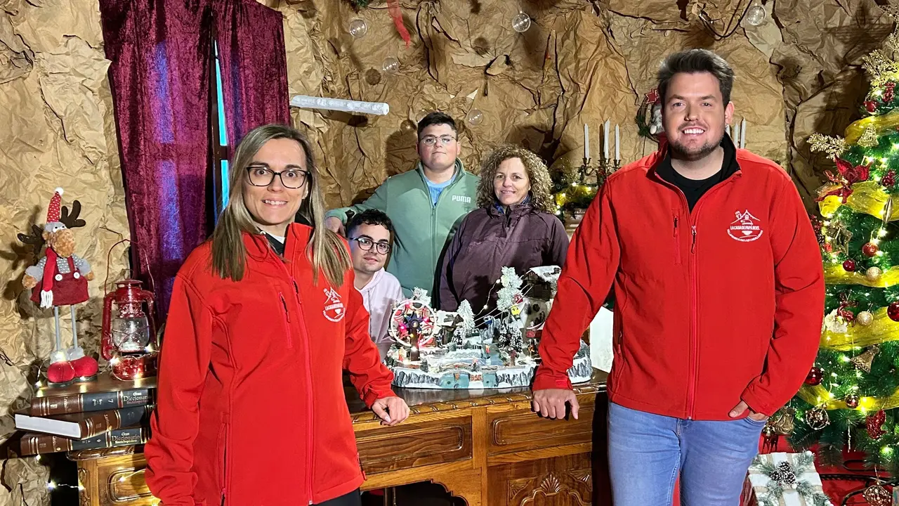 Preparativos Casa de Pap&aacute; Noel de Villafranca de los Caballeros