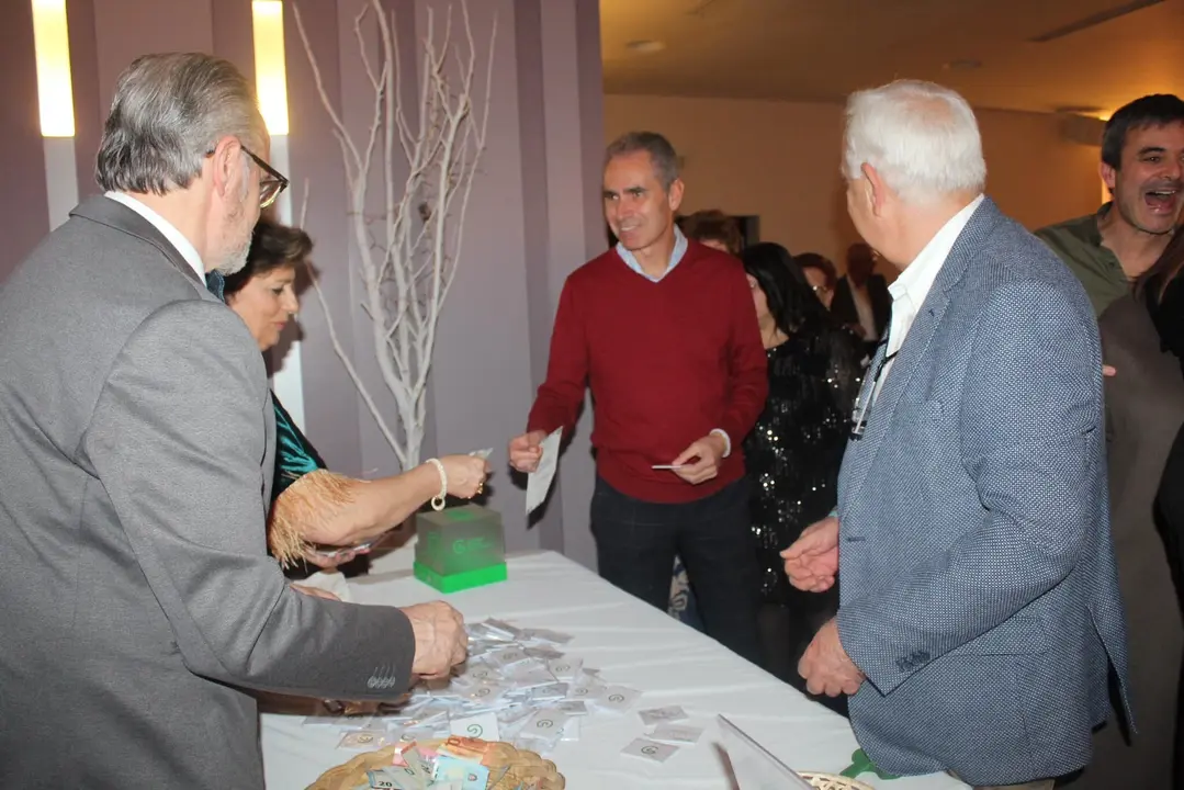 407104647_743329947822332_8974292817789643299_n