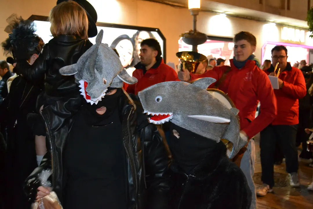 DESFILE DEL ENTIERRO DE LA SARDINA 2023 CARNAVALC&Aacute;ZAR (17)