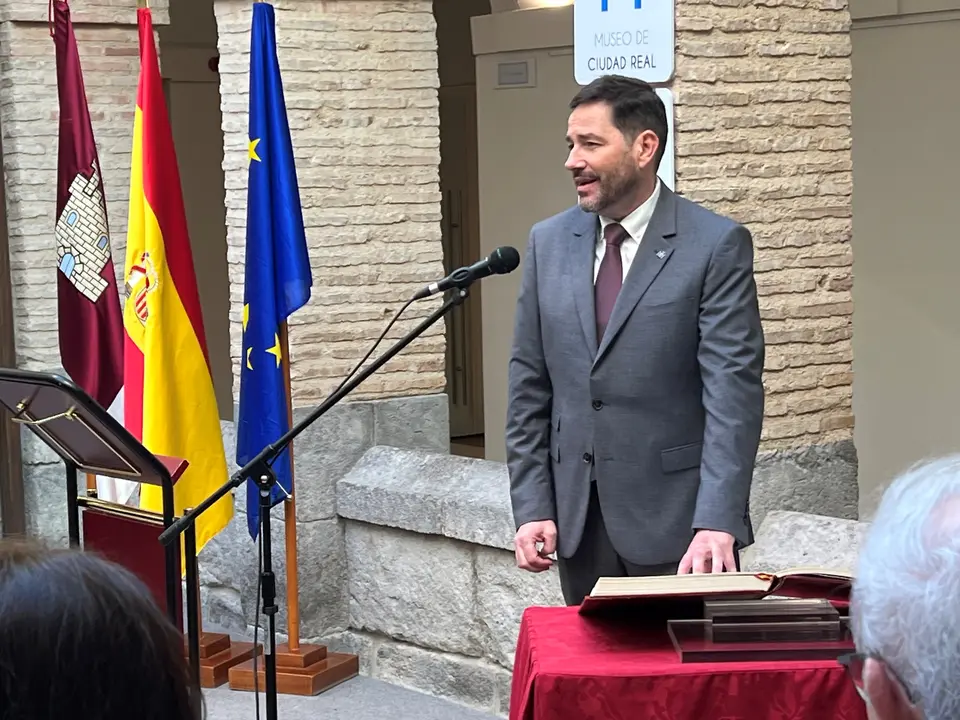 Toma_Posesi&oacute;n_Broce&ntilde;o01