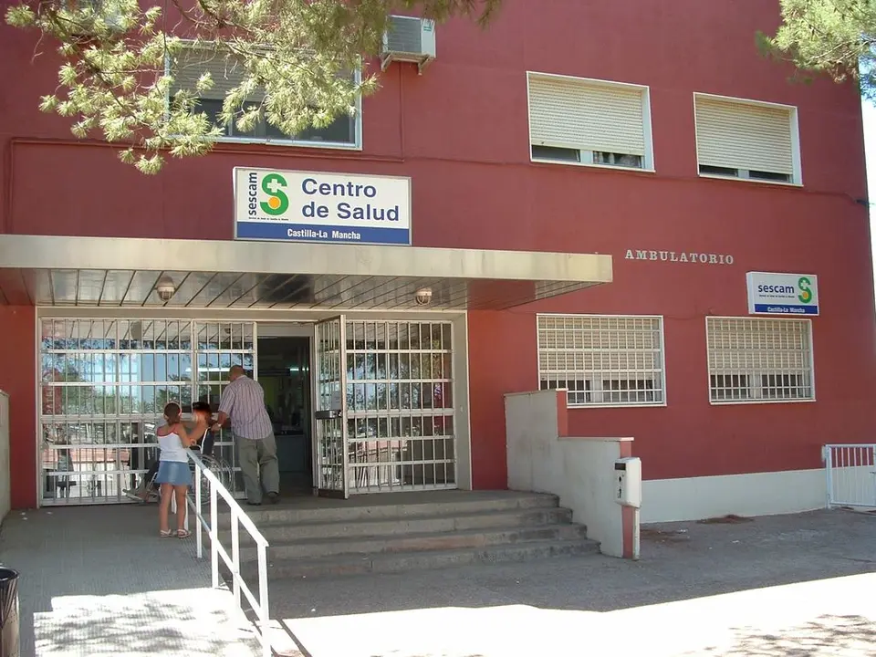 Fachada C.S. Alc&aacute;zar 1