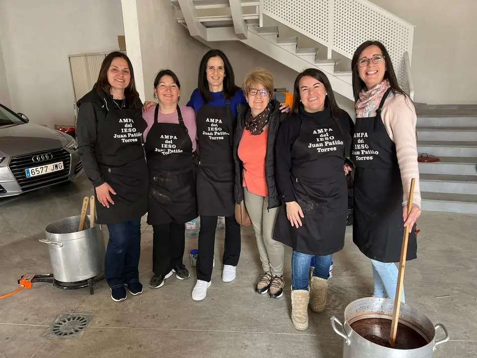 D&iacute;a Mujer, chocolate ies