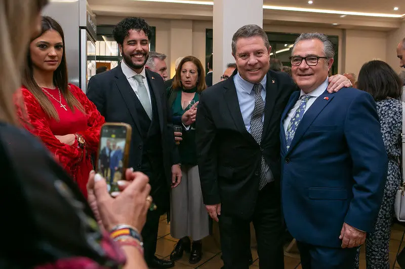 53649875652_c5cc0ec670_c