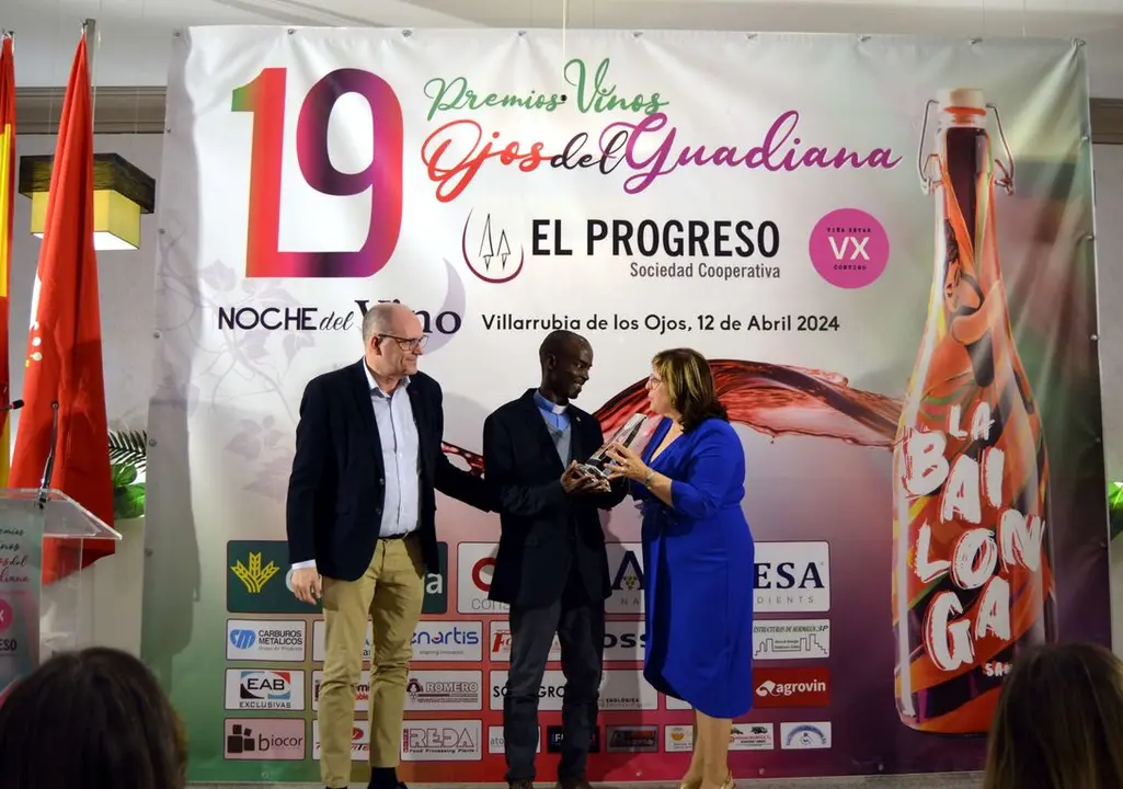 3_El_progreso_premio_Solidario_Caritas_y_Alcaldesa