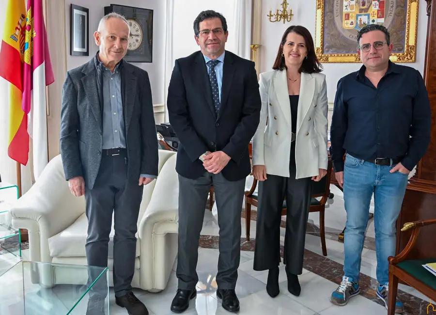 c8dfdb2a5797cafd326b401767b4eb94_2_XL