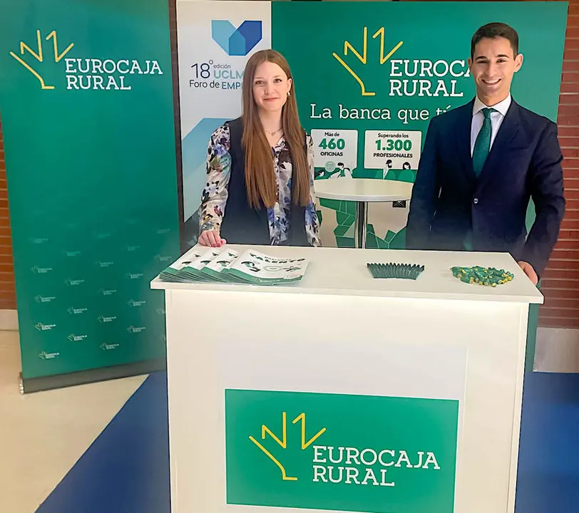 20240418 FOTO EUROCAJA RURAL EN FERIA EMPLEO UCLM 2024