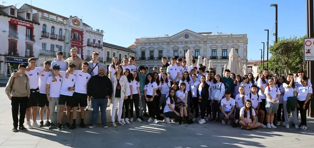 WhatsApp Image 2024-04-17 at 11.12.45 (1)