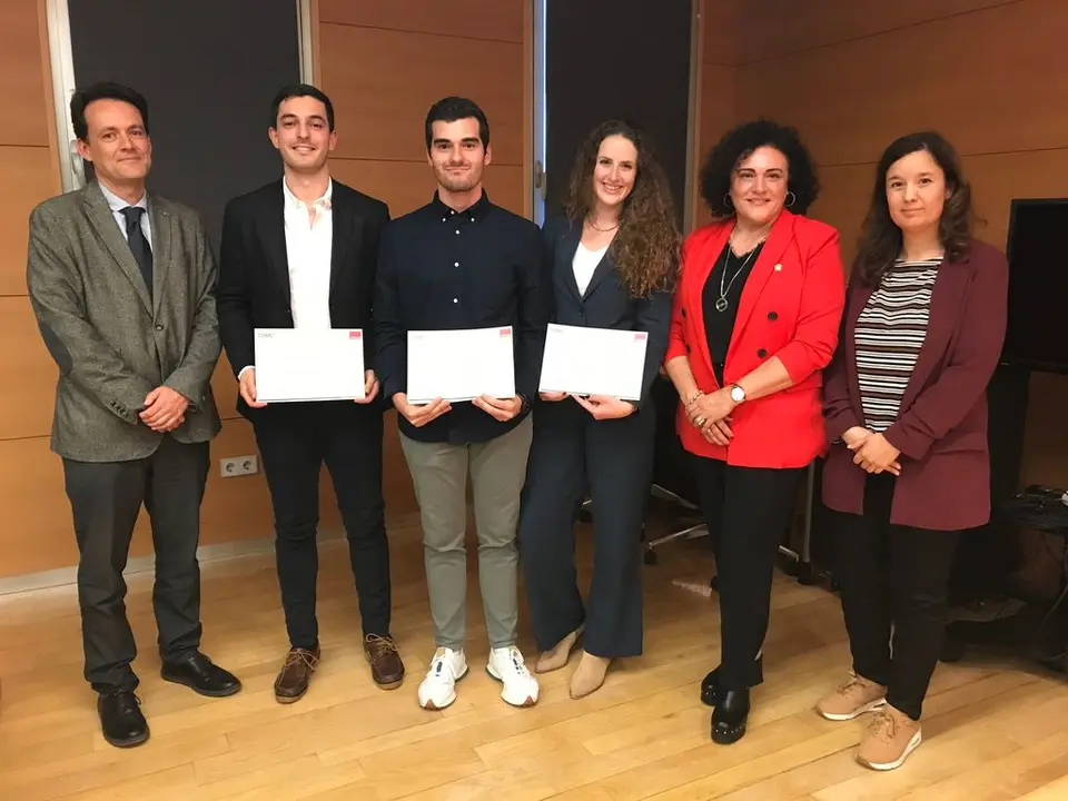 Ganadores y autoridades