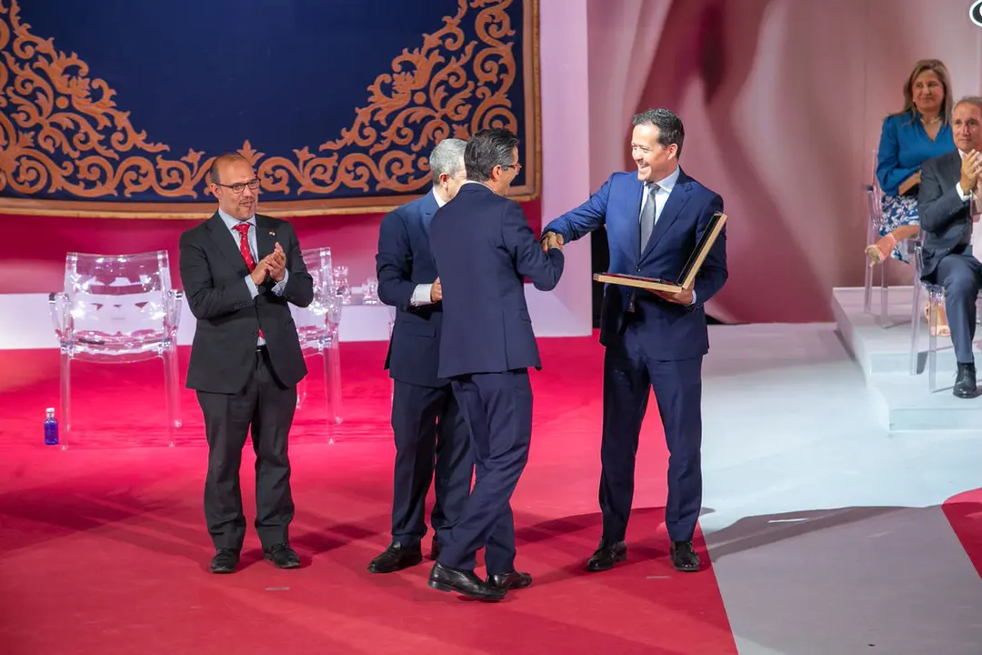 Toledo, 31 de mayo de 2024.- El jefe del Ejecutivo auton&oacute;mico, Emiliano Garc&iacute;a-Page, preside el acto institucional del D&iacute;a de Castilla-La Mancha que se celebra en el Palacio de Congresos &acute;El Greco&acute;. (Fotos:  A. P&eacute;rez Herrera //  JCCM)