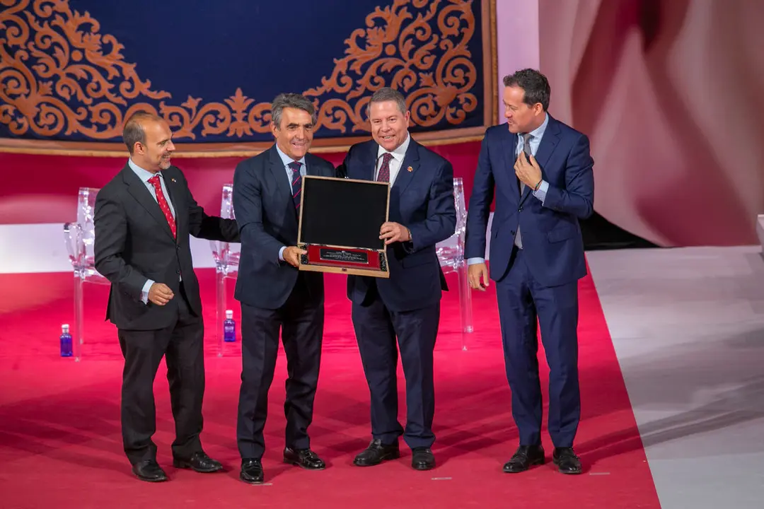 Toledo, 31 de mayo de 2024.- El jefe del Ejecutivo auton&oacute;mico, Emiliano Garc&iacute;a-Page, preside el acto institucional del D&iacute;a de Castilla-La Mancha que se celebra en el Palacio de Congresos &acute;El Greco&acute;. (Fotos:  A. P&eacute;rez Herrera //  JCCM)