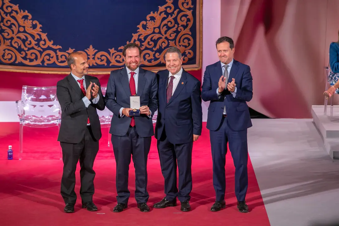 Toledo, 31 de mayo de 2024.- El jefe del Ejecutivo auton&oacute;mico, Emiliano Garc&iacute;a-Page, preside el acto institucional del D&iacute;a de Castilla-La Mancha que se celebra en el Palacio de Congresos &acute;El Greco&acute;. (Fotos:  A. P&eacute;rez Herrera //  JCCM)