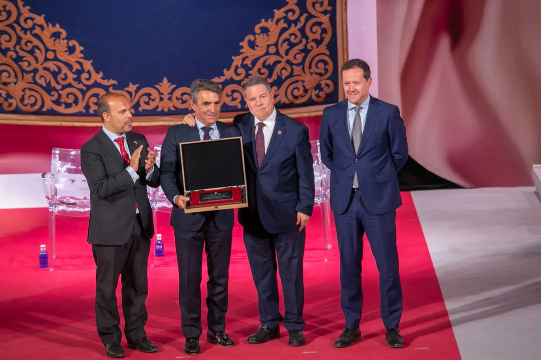 Toledo, 31 de mayo de 2024.- El jefe del Ejecutivo auton&oacute;mico, Emiliano Garc&iacute;a-Page, preside el acto institucional del D&iacute;a de Castilla-La Mancha que se celebra en el Palacio de Congresos &acute;El Greco&acute;. (Fotos:  A. P&eacute;rez Herrera //  JCCM)