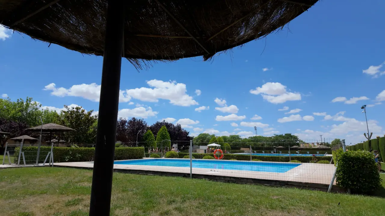 piscina campo de cirptana