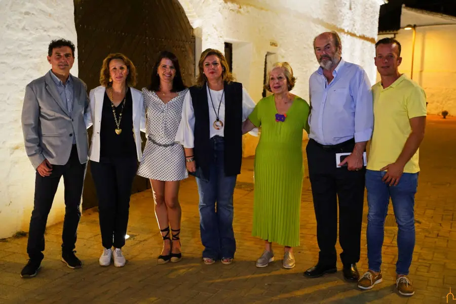 9c1fc82b6767d8b97fc4b498aee49817_2_XL