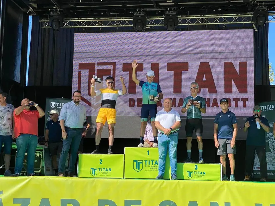 459909353_924520699703255_2021510810317425232_n