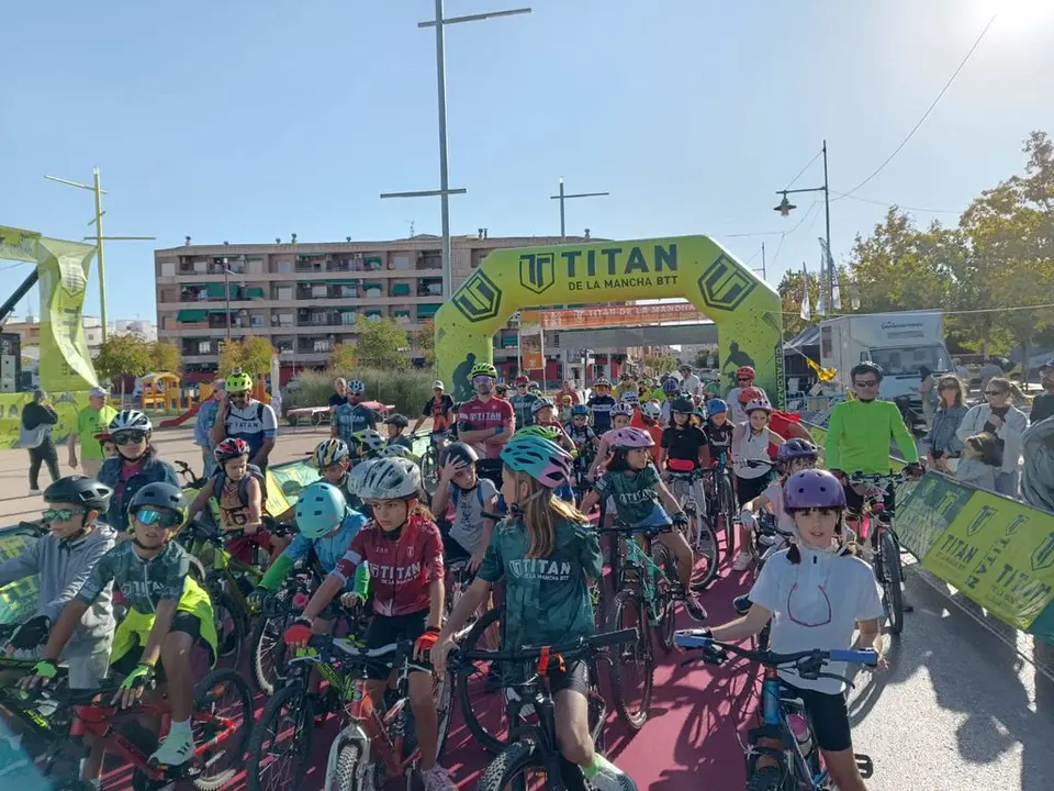 459934524_924274906394501_1702121212394022053_n