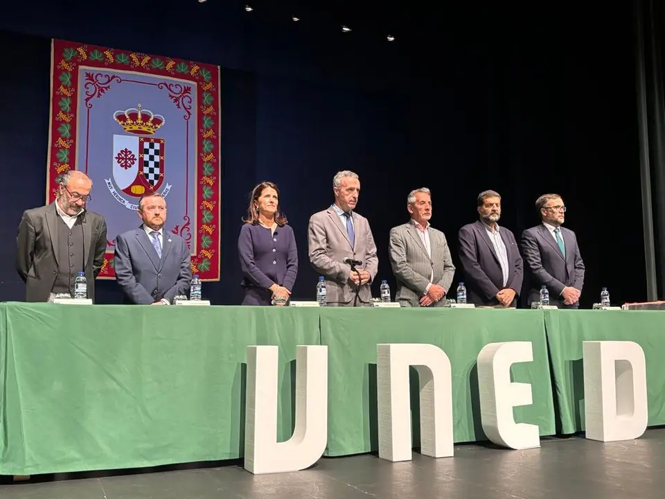 inauguraci&oacute;n a&ntilde;o acad&eacute;mico uned valdepenas