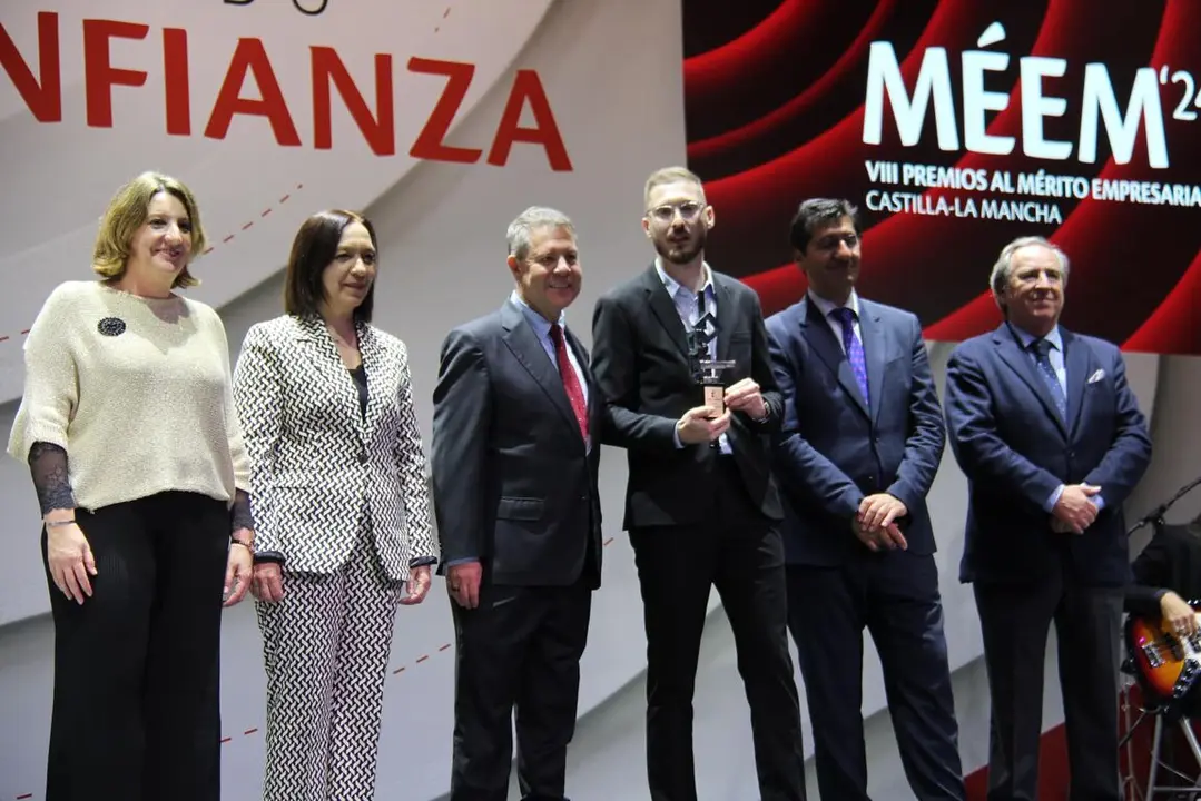 469278460_985042766984381_5157776289938960336_n