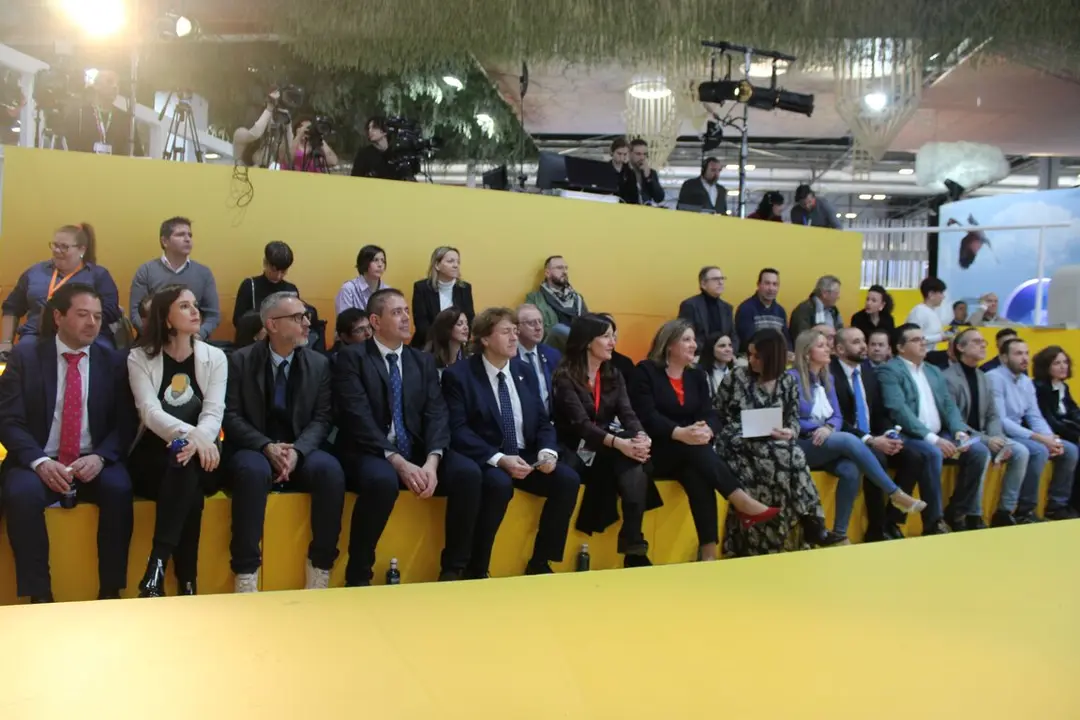 Blanca Fern&aacute;ndez visita Fitur 3