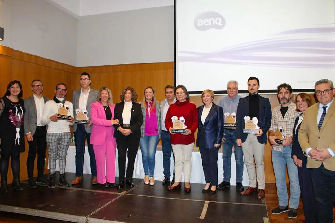 1a9e2eae9ce4c22c1c880bce4488041e_2_XL