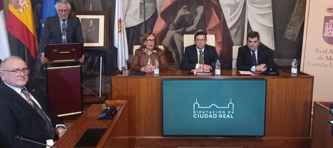 0510e93852e526e8e64b26a18368a08a_XL