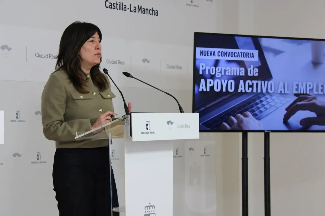 Blanca Fern&aacute;ndez presentaci&oacute;n plan empleo 1