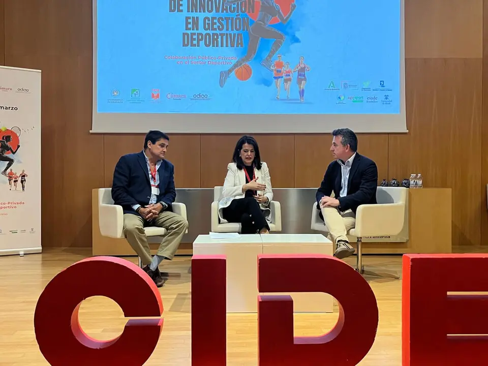 def41c16ecd47d3e98a6509e1ff6fca0_XL