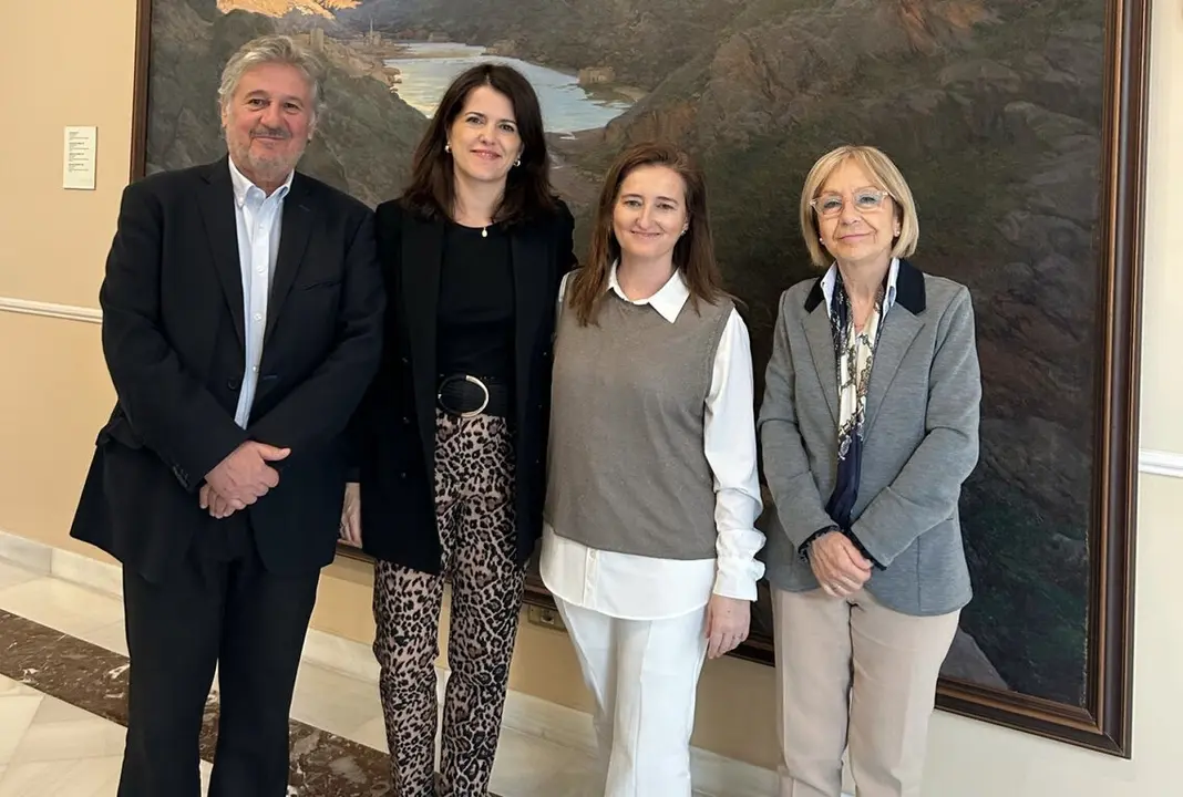 ecccccc1b95c6b4158d629f0bc134b76_XL