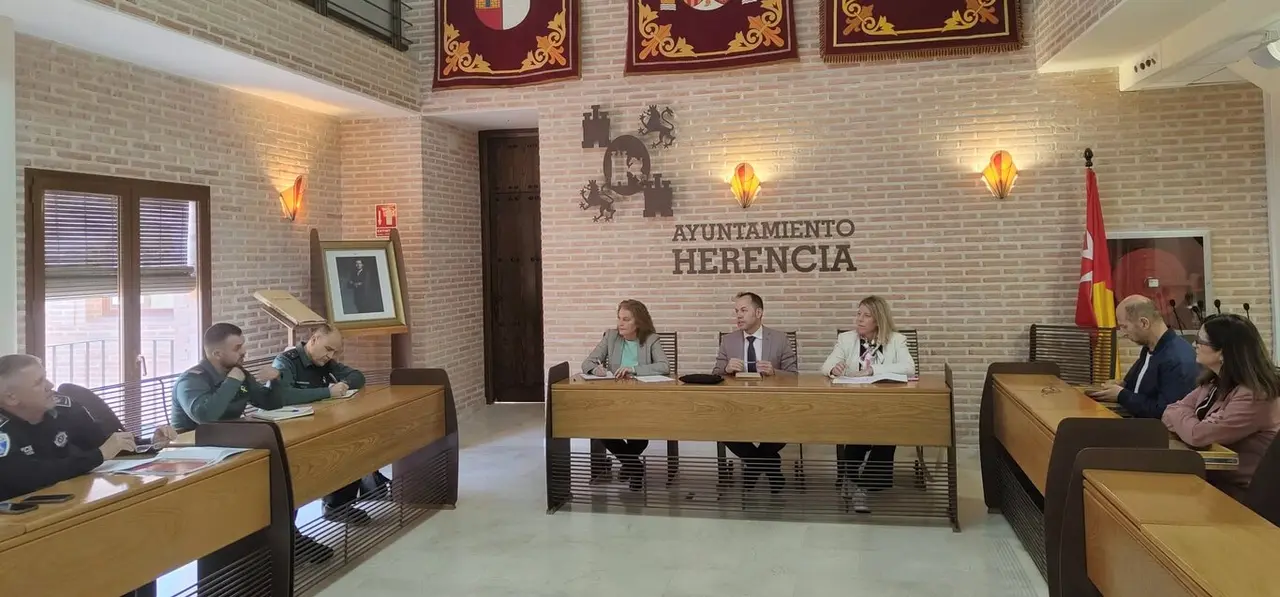 WhatsApp Image 2025-05-12 at 10.49.02